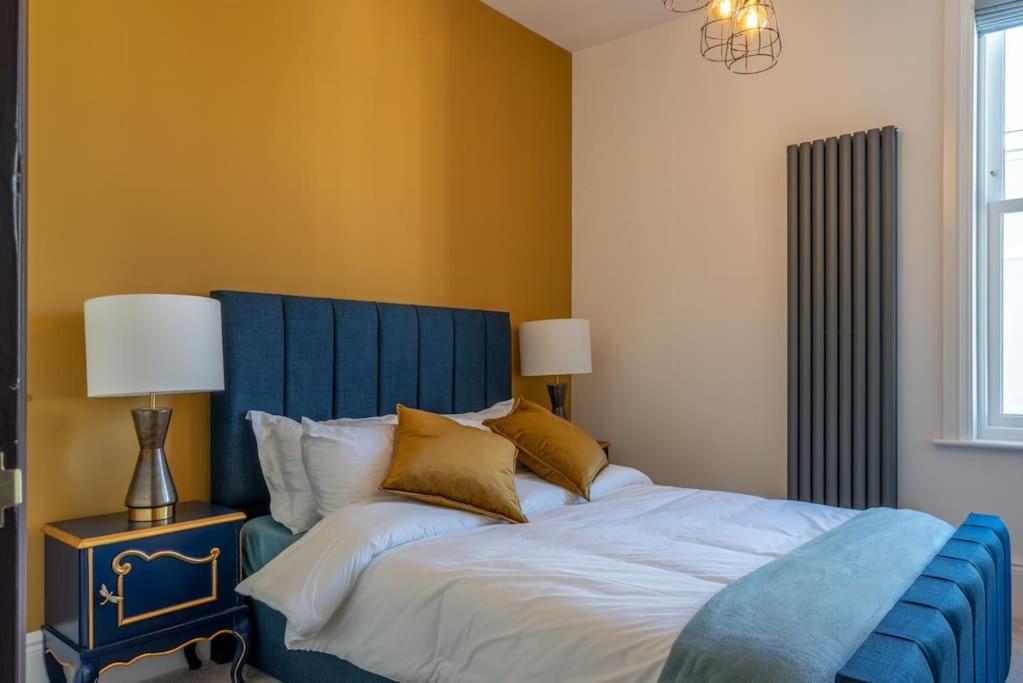 Stylish Beachfront Apartment, Sweeping Ocean Views And Luxury Touches Herne Bay Exterior photo